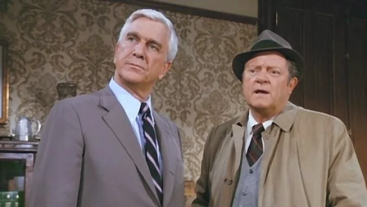 Полицейский отряд!